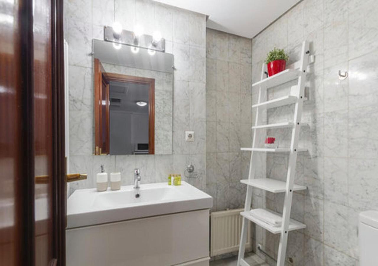 Roomspace Cuzco Madrid Exterior foto